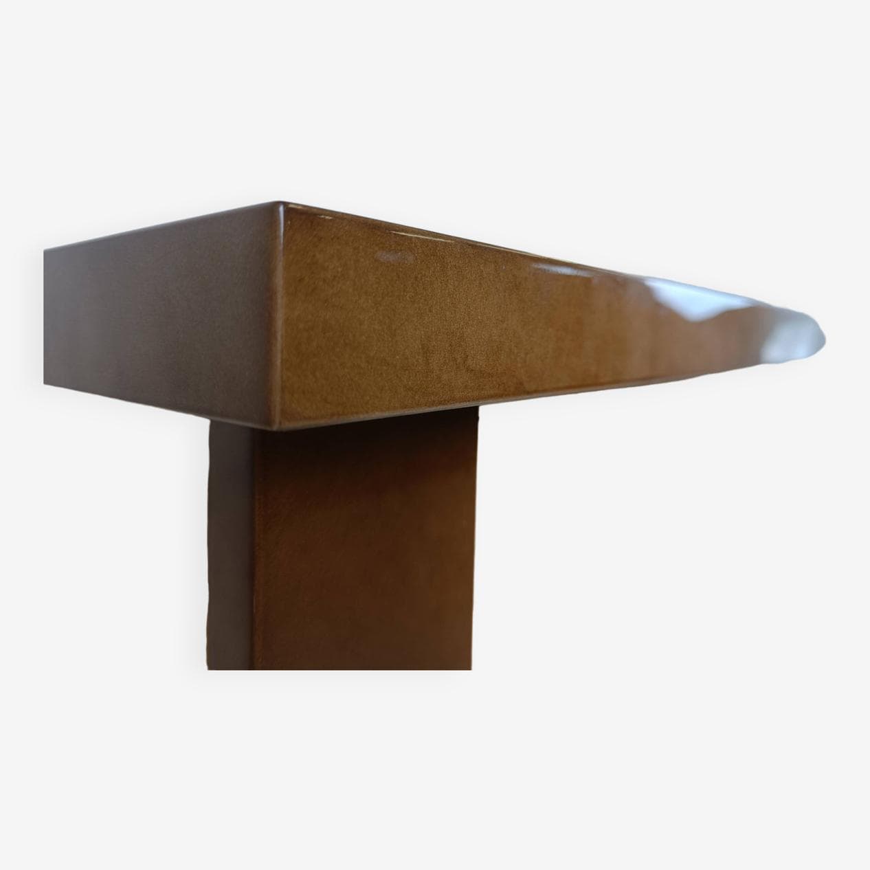 Komoda, lakierowana kozia skóra beżowa, drewno, mosiądz, Włochy, lata 70. - 263544