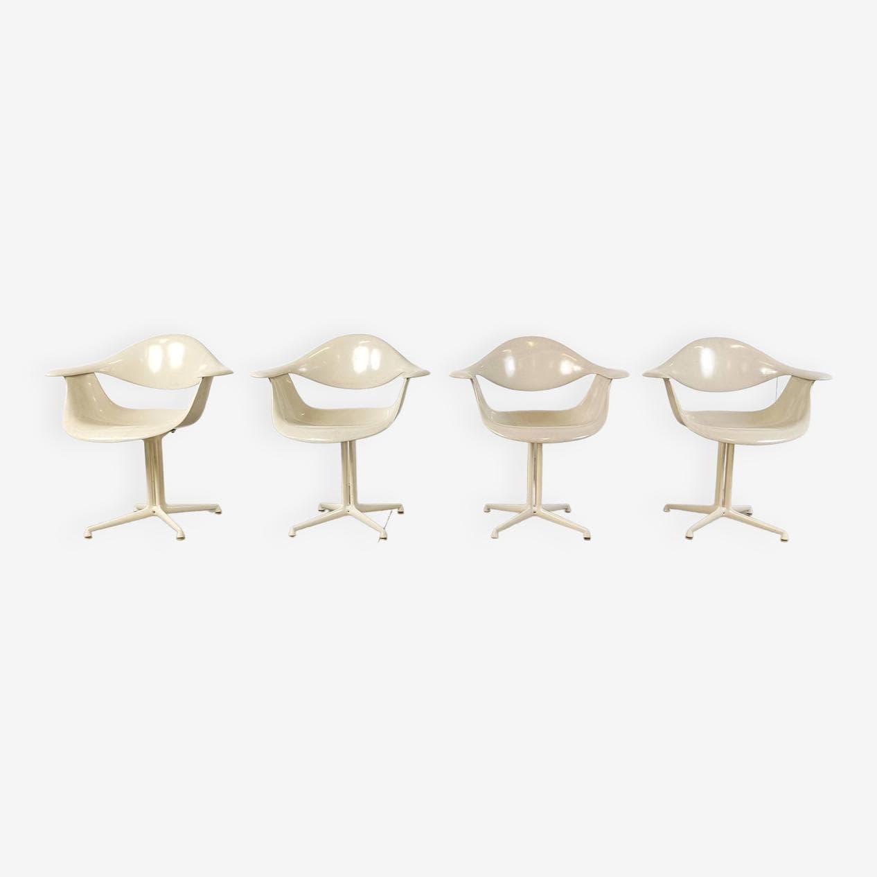 Zestaw czterech foteli Daf, Space Age, włókno szklane białe, metal biały, proj. G. Nelson, Herman Miller, USA, lata 60. - 263476