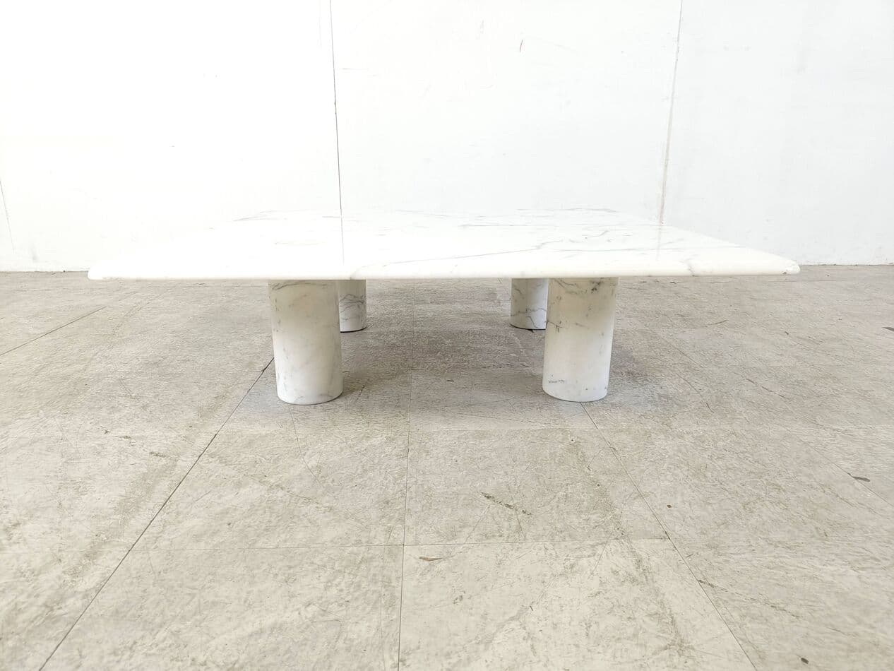 Coffee table, white marble, by A. Mangiarotti, Italy, 1970s. - 263432