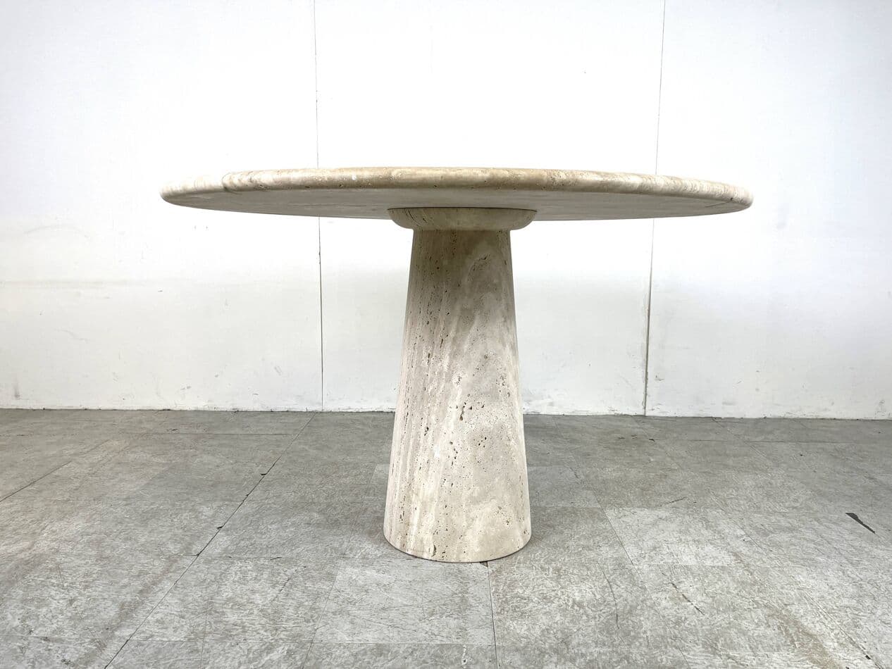 Round dining table, beige travertine, Italy, 1970s - 263416