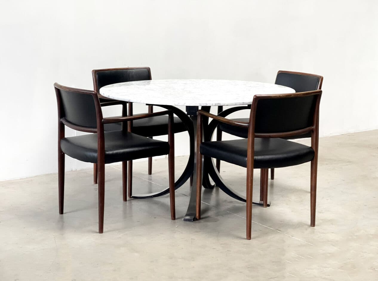 Stół jadalniany T69, marmur biały, stal szczotkowana, proj. O. Borsani, Tecno, Włochy, lata 70. - 263394