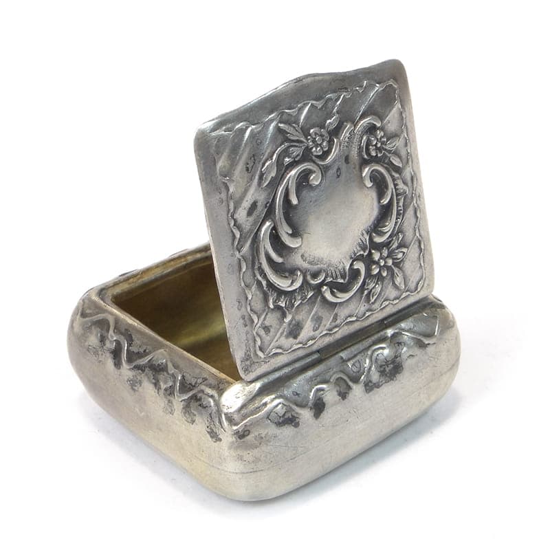 Tabakiera damska rococo, srebro, Niemcy, XIX wiek - 262738