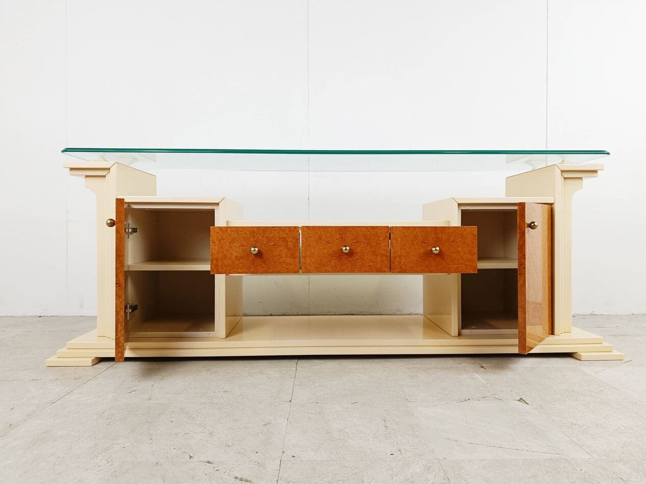 Komoda, beżowy lakier, czeczota, szkło, Francja, lata 80. - 263359