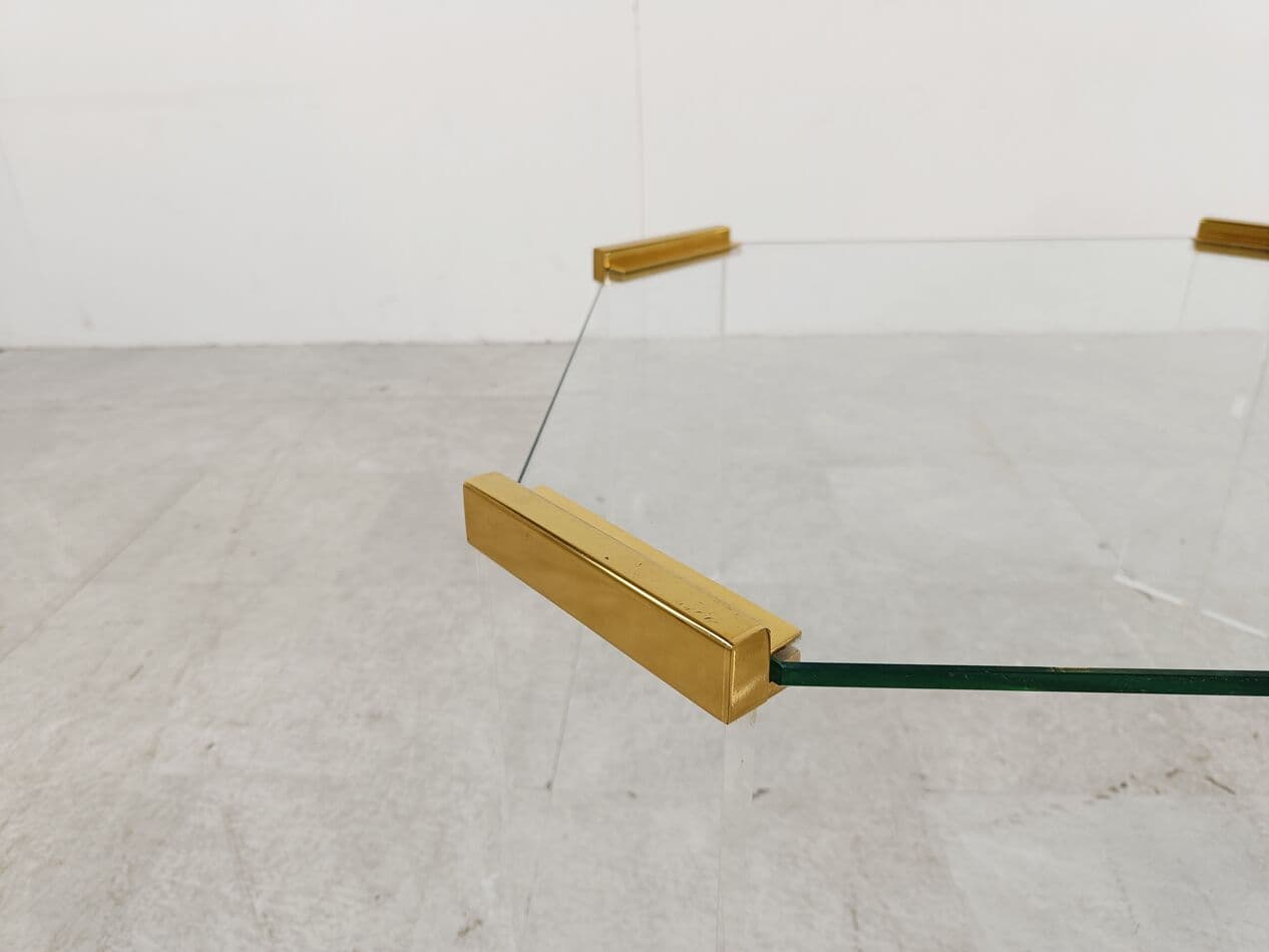 Para stolików bocznych, szkło przezroczyste, lucyt przezroczysty, mosiądz złoty, Belgia, lata 70. - 263340