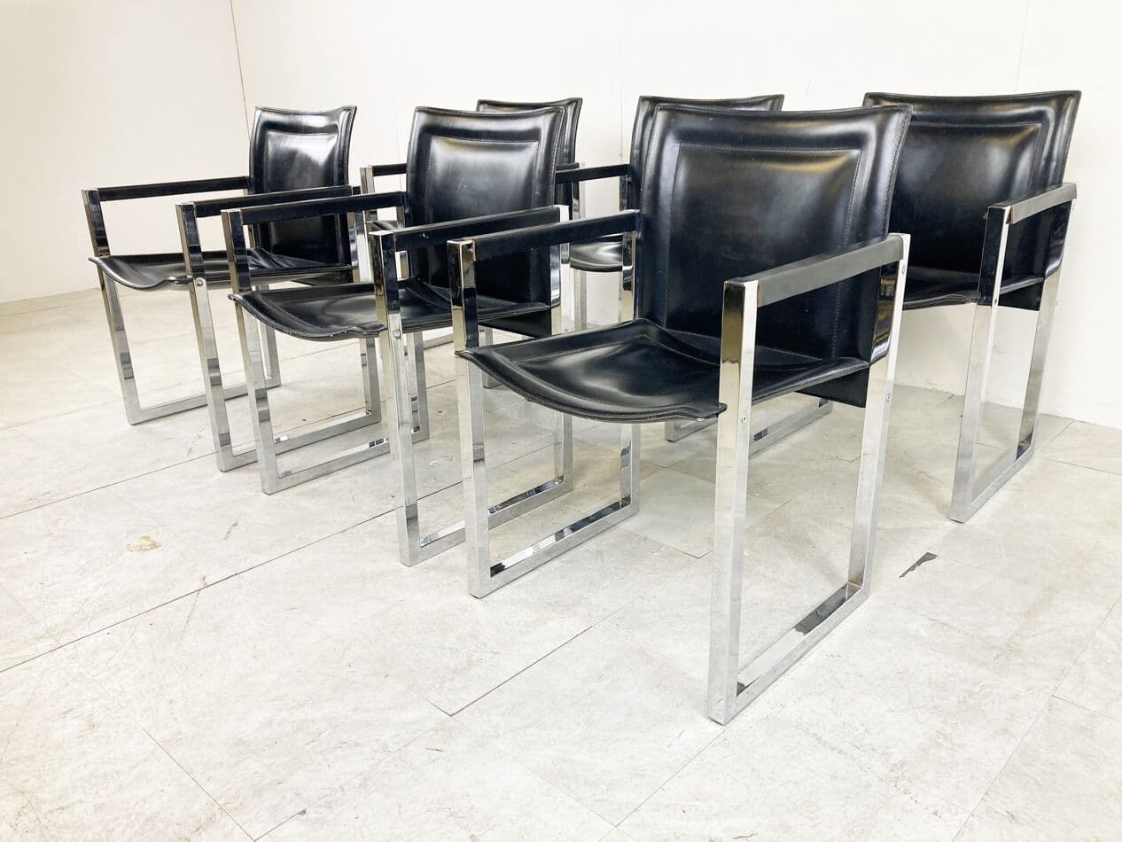 Zestaw sześciu krzeseł z podłokietnikami, skóra czarna, stal chromowana, Arrben, Włochy, lata 80. - 263232