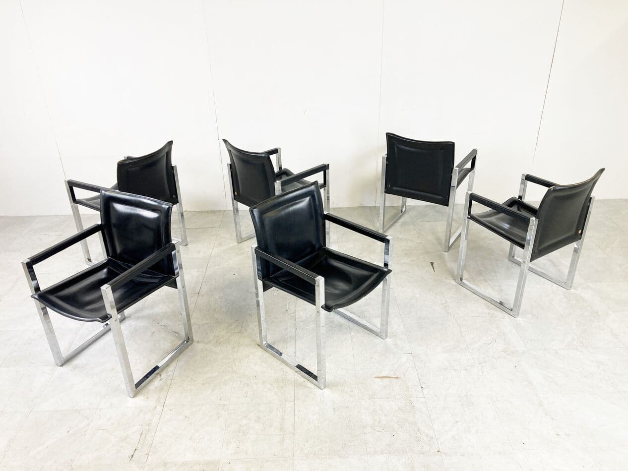 Zestaw sześciu krzeseł z podłokietnikami, skóra czarna, stal chromowana, Arrben, Włochy, lata 80. - 263237