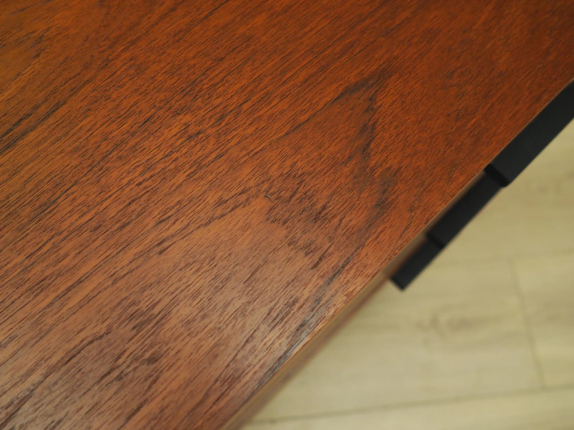 Komoda, teak pomarańczowy, nogi drewno czarne, Dania, lata 80. - 20009
