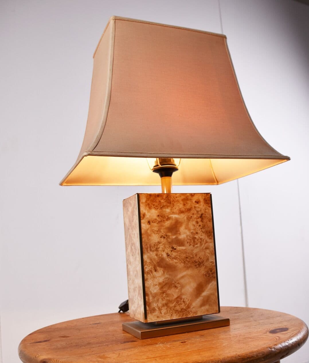 Lampa stołowa, drewno czeczotowe brązowe, mosiądz, Francja, lata 70. - 263054