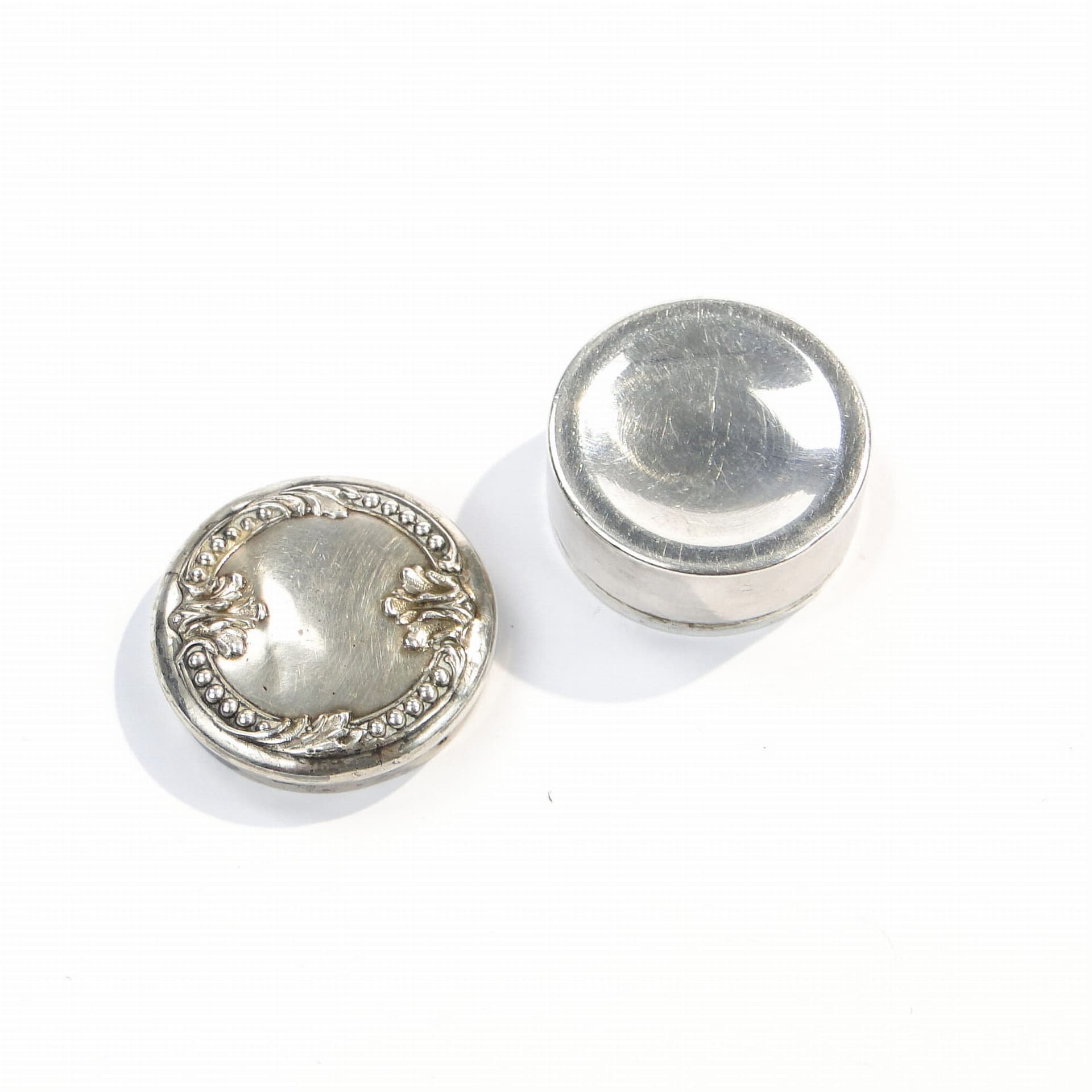 Tabakiera okrągła srebro 830S Ø3,4x1,9 cm srebrna, Art Deco, Szwecja - 262786