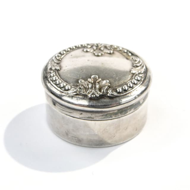 Tabakiera okrągła srebro 830S Ø3,4x1,9 cm srebrna, Art Deco, Szwecja - WYMIARY