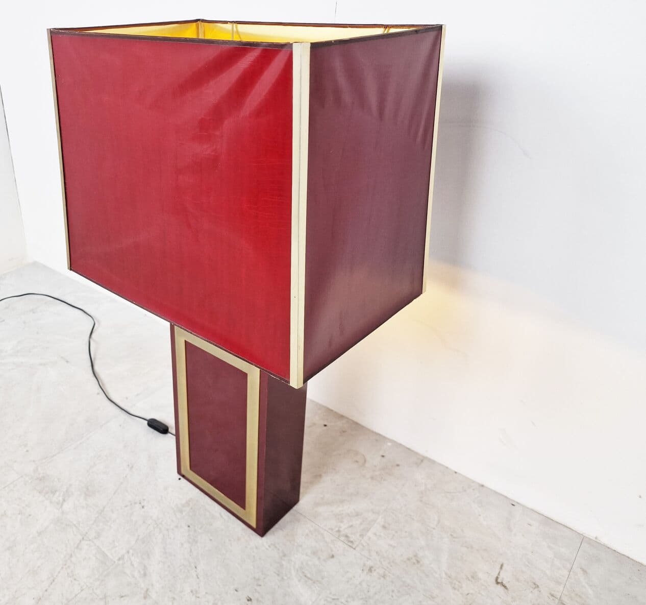 Lampa stołowa, czerwony, drewno, Francja, lata 70. - 263019