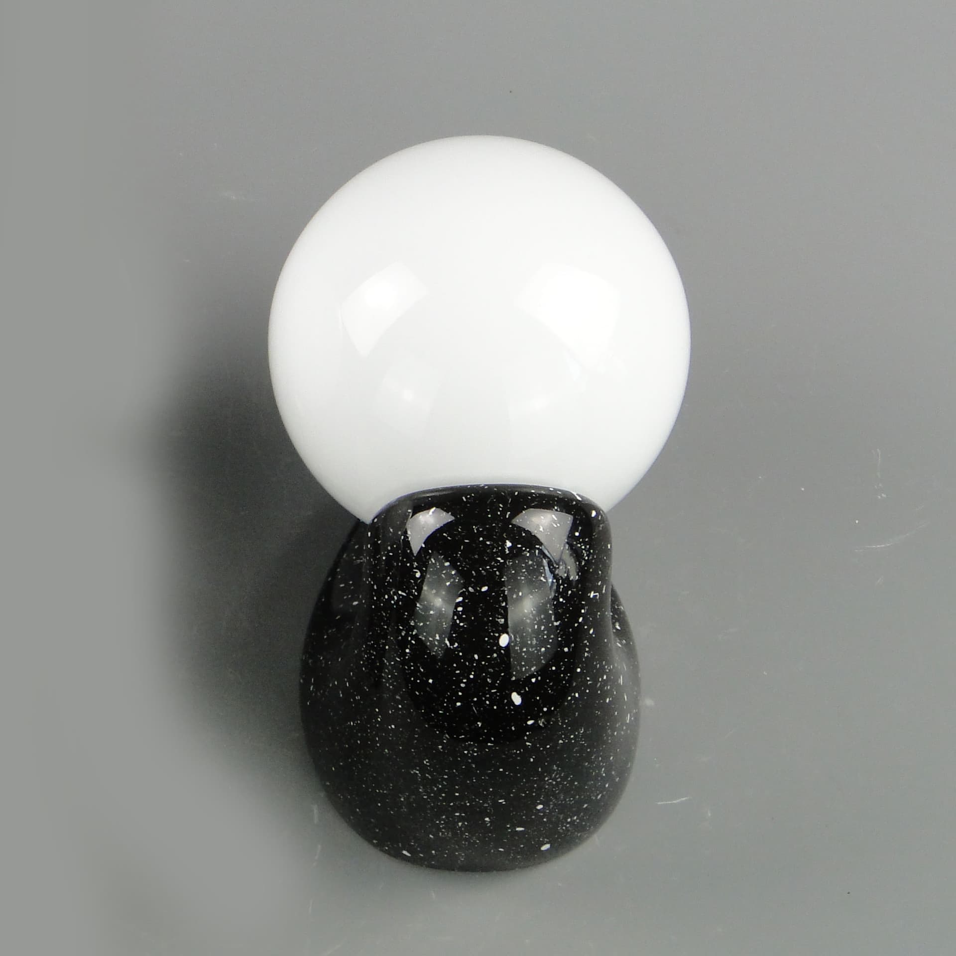 Kinkiet Space Age, ceramika czarna, Polska, lata 70. - 2061