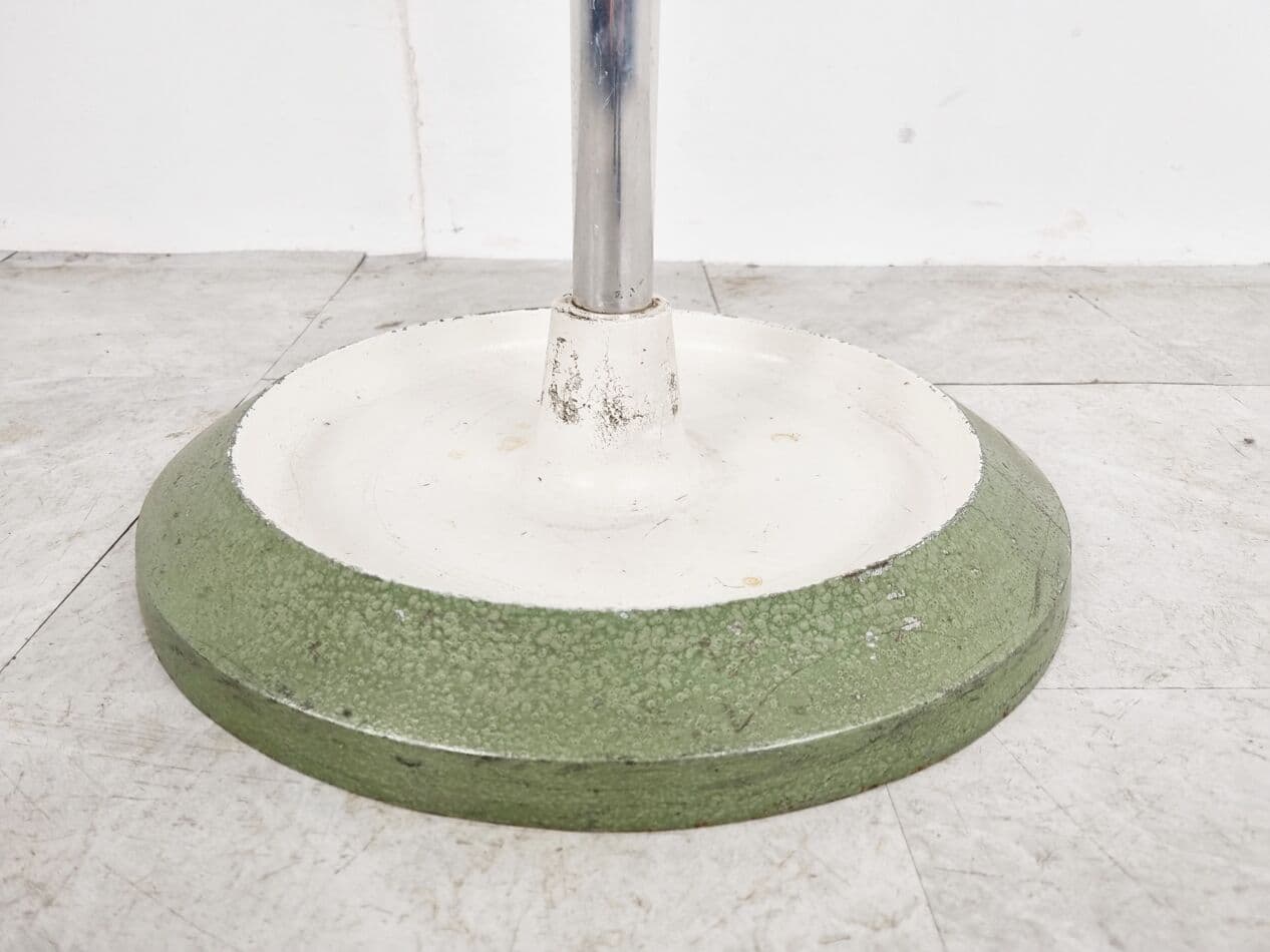 Wieszak stojący, szary, metal, lata 60. - 262835