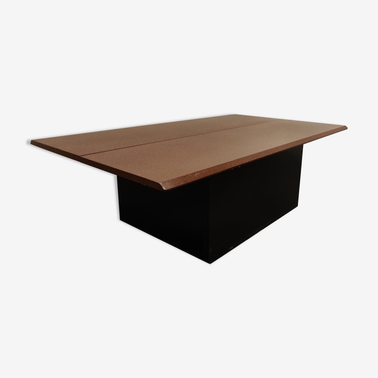 Coffee table, red wood, by P. Vandel, France, 1980s. - 273786