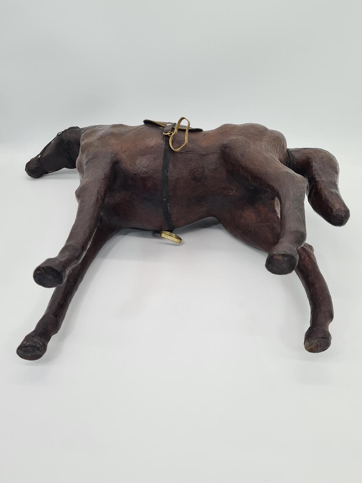 Figurka konia, brązowy, skóra naturalna drewno, Europa, lata 60. - 272111