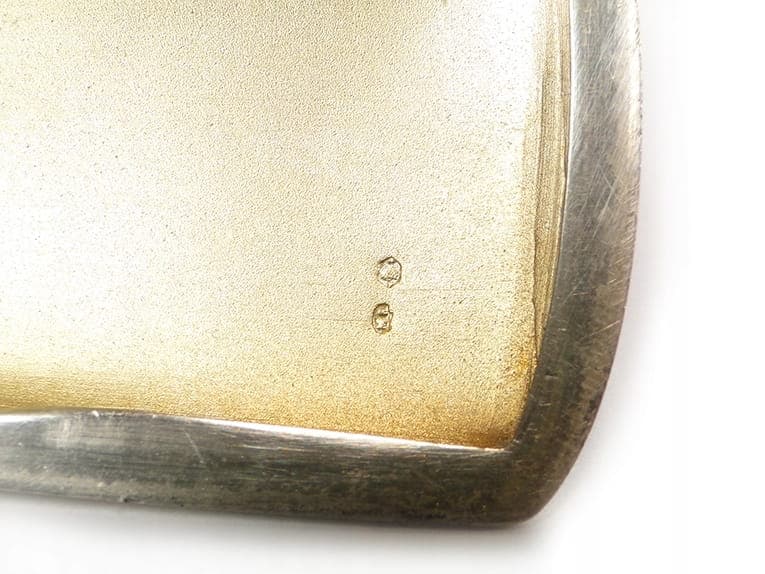 Papierośnica damska, emalia biała, srebro, Austria, XIX w. - 272875