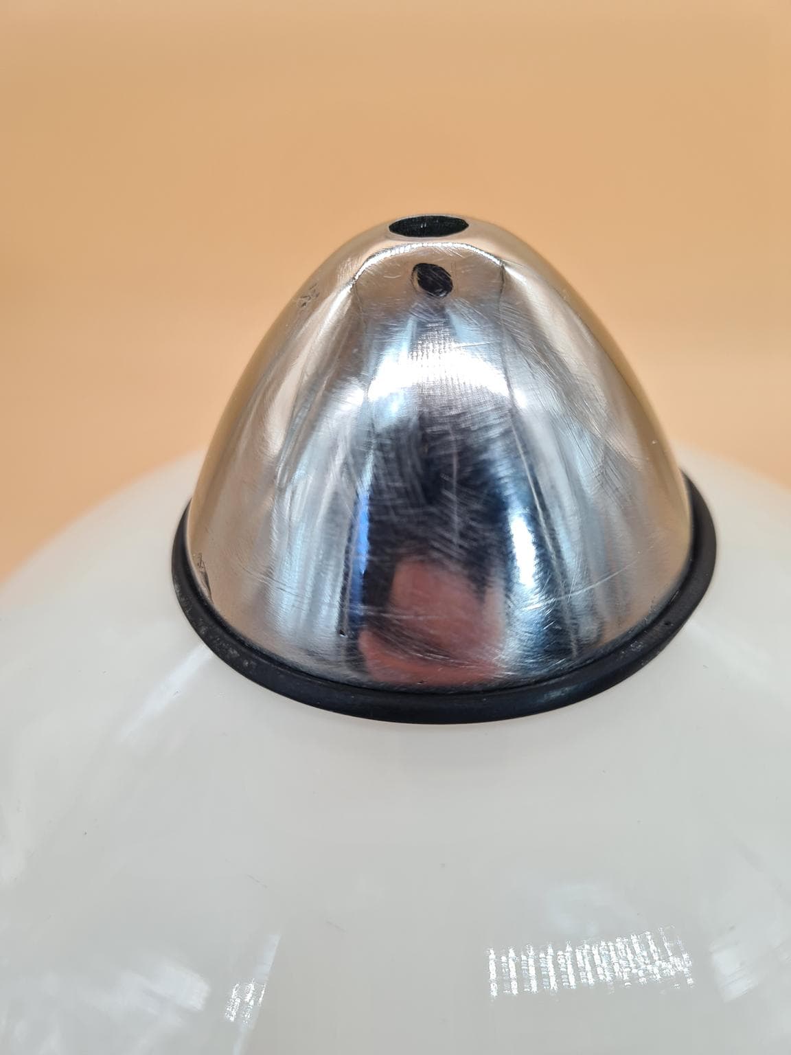 Lampa stołowa Space Age, szkło opalowe białe, metal chrom, Europa, lata 70. - 273834