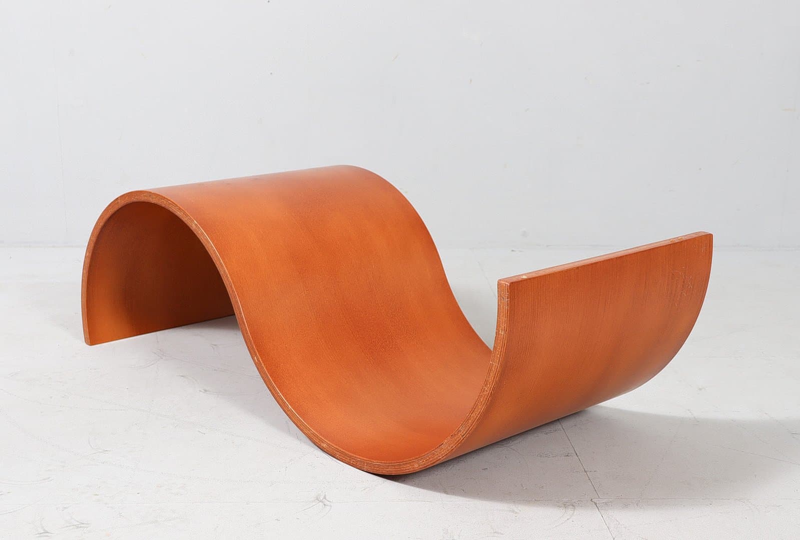 Stolik kawowy organiczny, sklejka brązowa, szkło przezroczyste, Włochy, lata 80. - 276454