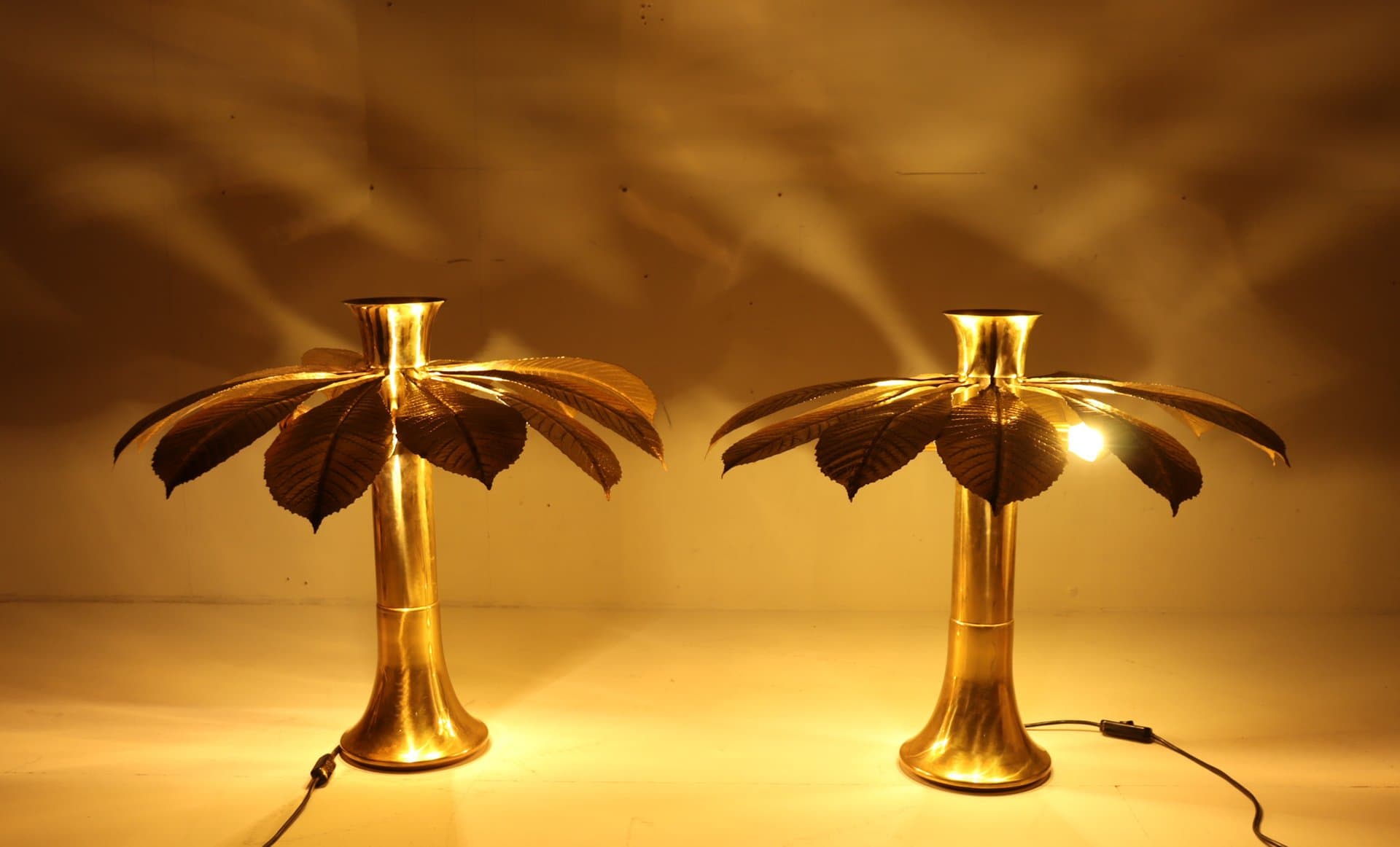 Para lamp stołowych Ippocastano, mosiądz złoty, proj. C. Giorgi, Włochy, lata 70. - 276153