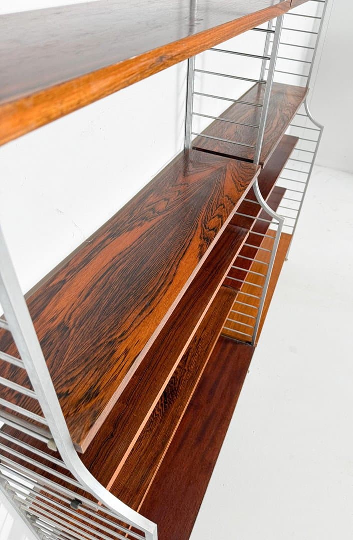 System półek ściennych Continental String, drewno brąz, aluminium srebrny, proj. N. Strinning, Szwecja, lata 60. - 276009