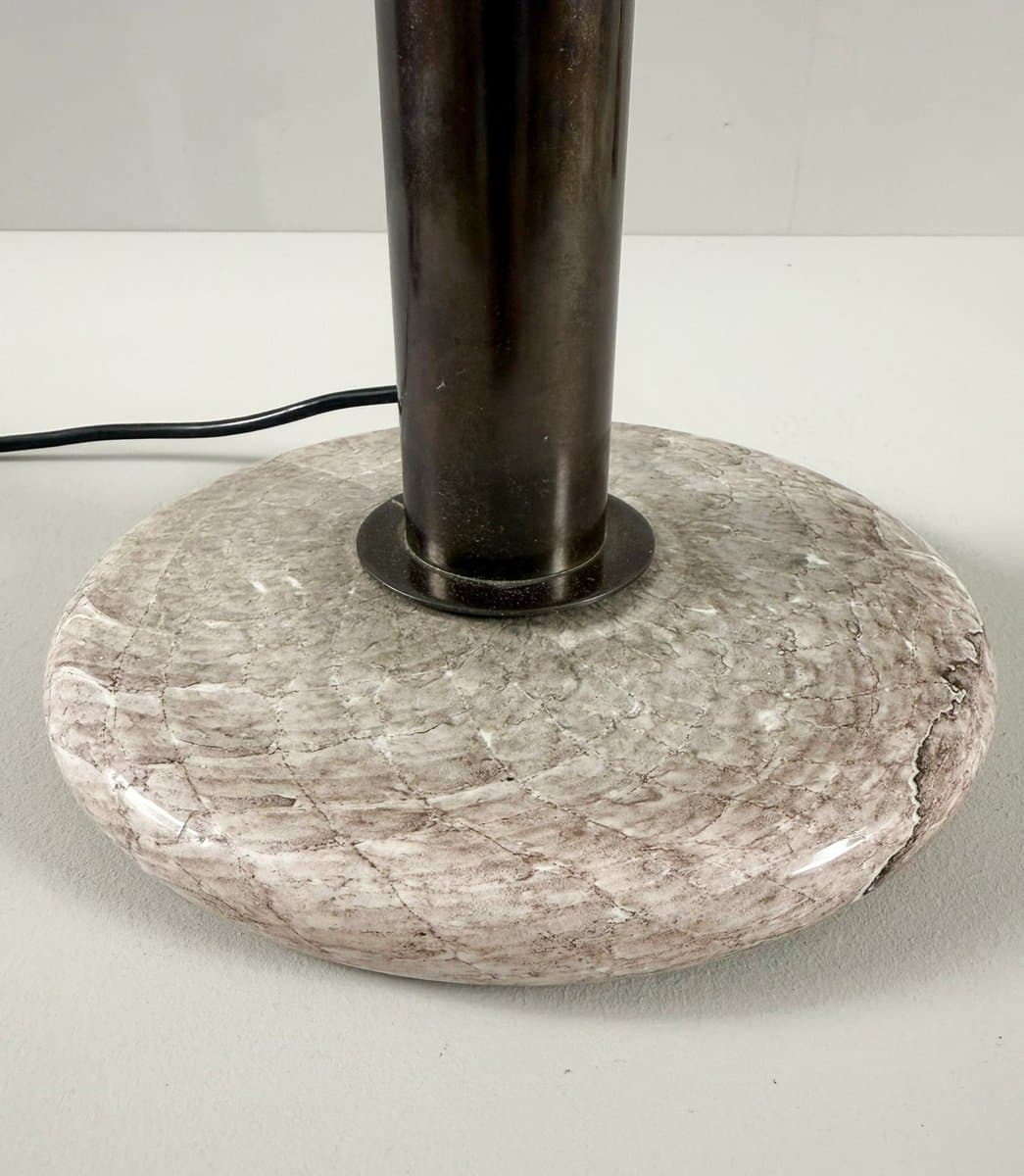 Lampa stołowa Model 832 Mushroom, szkło beżowy, marmur beżowy, mosiądz brązowy, proj. L. Diaz De Santillana, Venini, Włochy, lata 60. - 275945