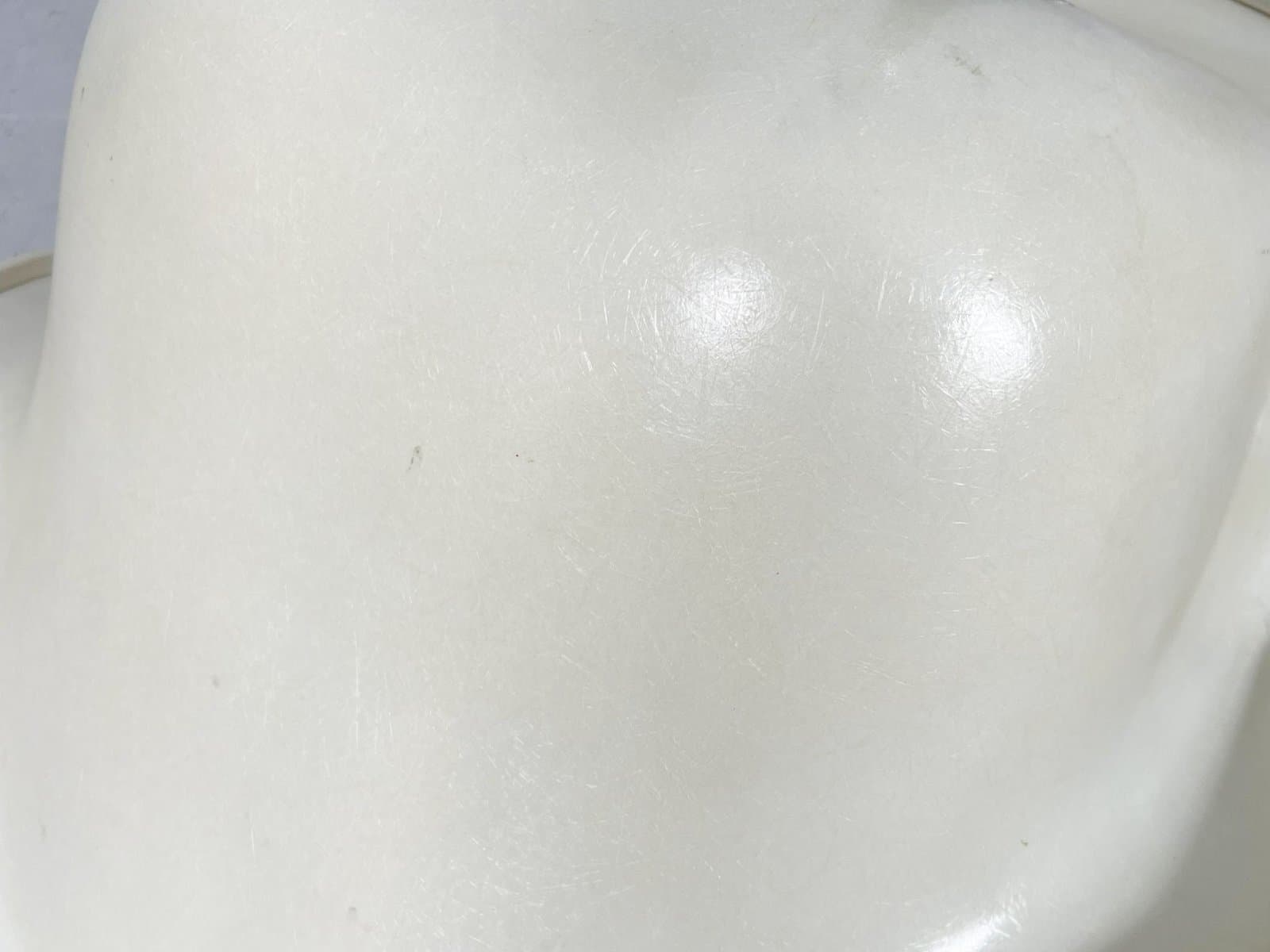 Zestaw foteli Dax, tkanina brązowa, włókno szklane, chrom, proj. C. & R. Eames, Vitra, Szwajcaria, lata 70. - 275850