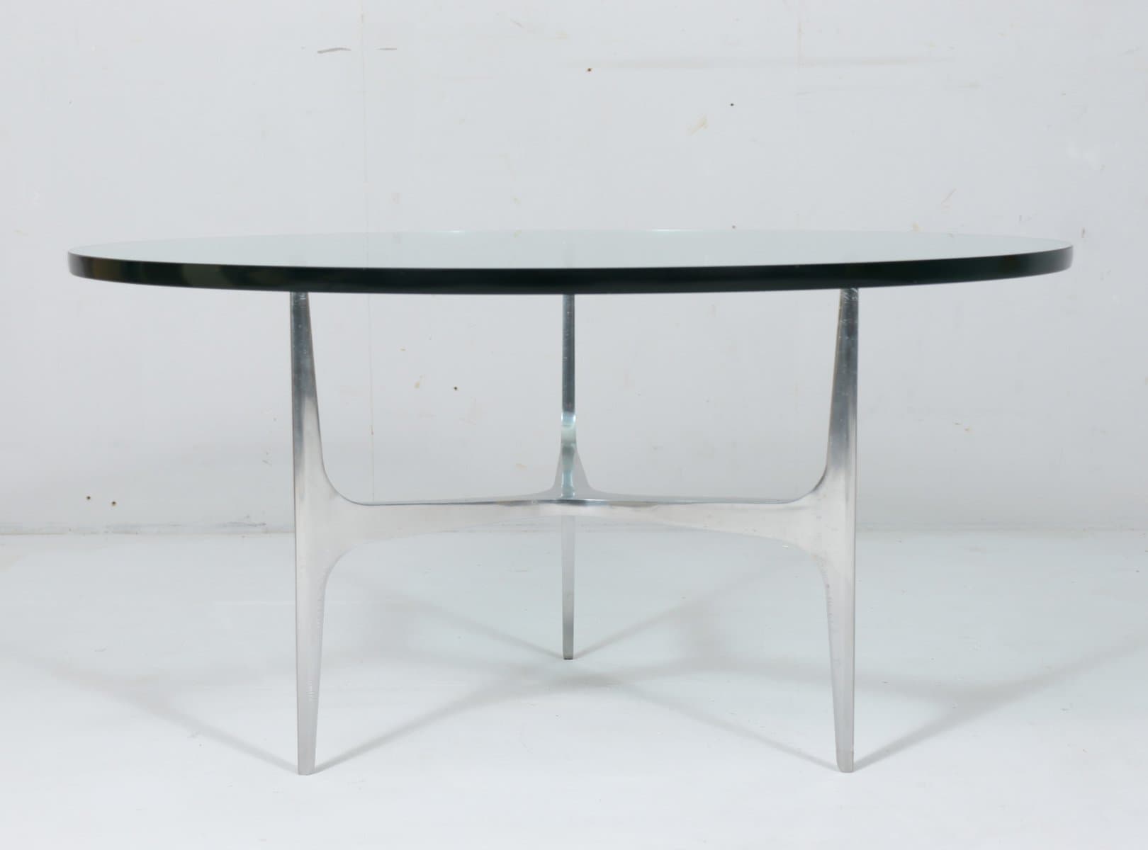 Stolik kawowy, aluminium srebrny, szkło przezroczyste, proj. K. Hesterberg, Ronald Schmitt, Niemcy, lata 70. - 276889