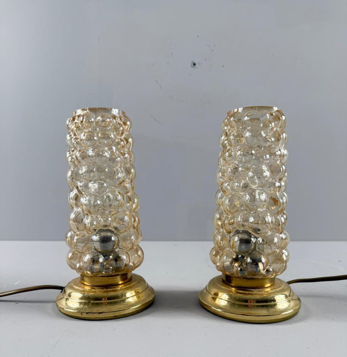 Para lamp stołowych, szkło pomarańczowe, metal złoty, proj. H. Tynell, Limburg, Niemcy, lata 60. - 276737