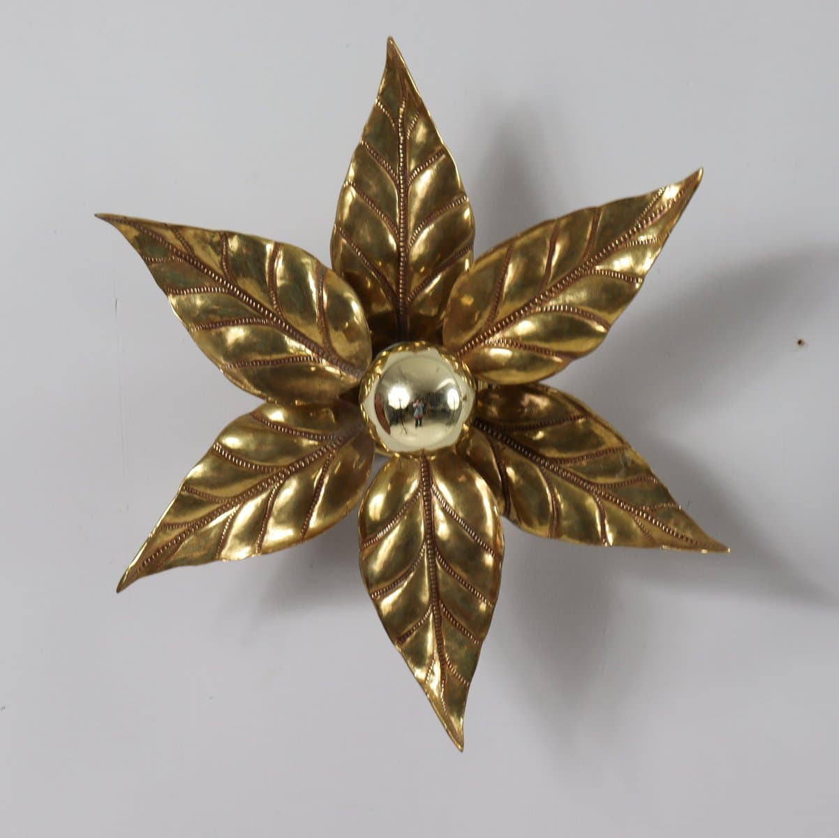 Para kinkietów Hollywood Regency, złoty, mosiądz, proj. W. Daro, Belgia, lata 70. - 276993