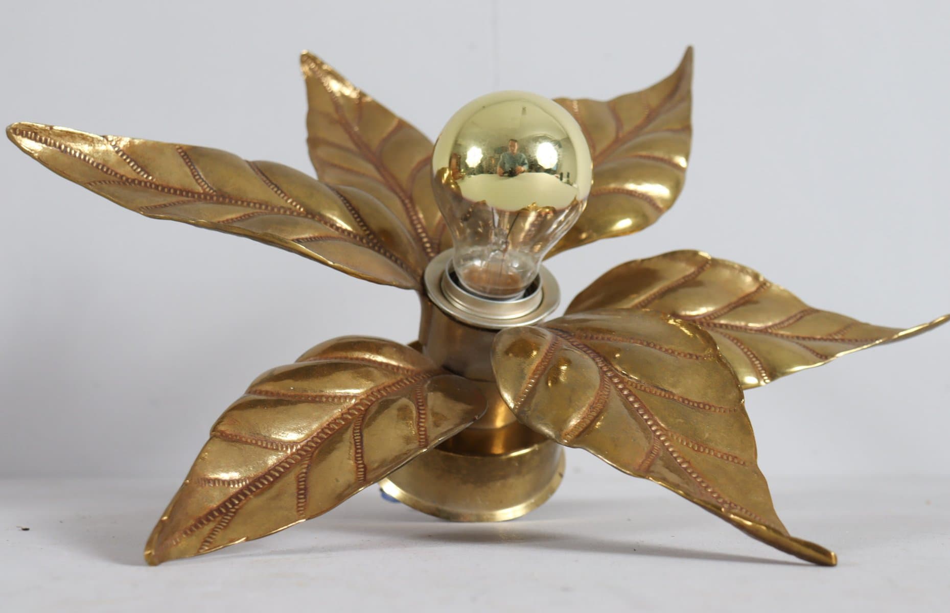 Para kinkietów Hollywood Regency, złoty, mosiądz, proj. W. Daro, Belgia, lata 70. - 276983