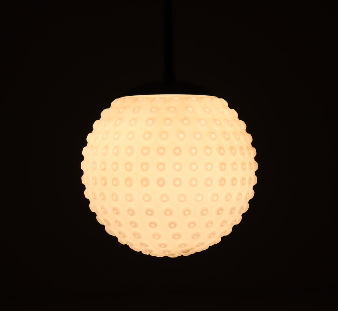 Para lamp sufitowych Space Age Bubble, szkło opalowe białe, metal chromowany srebrny, proj. R. Krüger, Staff Leuchten, Niemcy, lata 70. - 276960