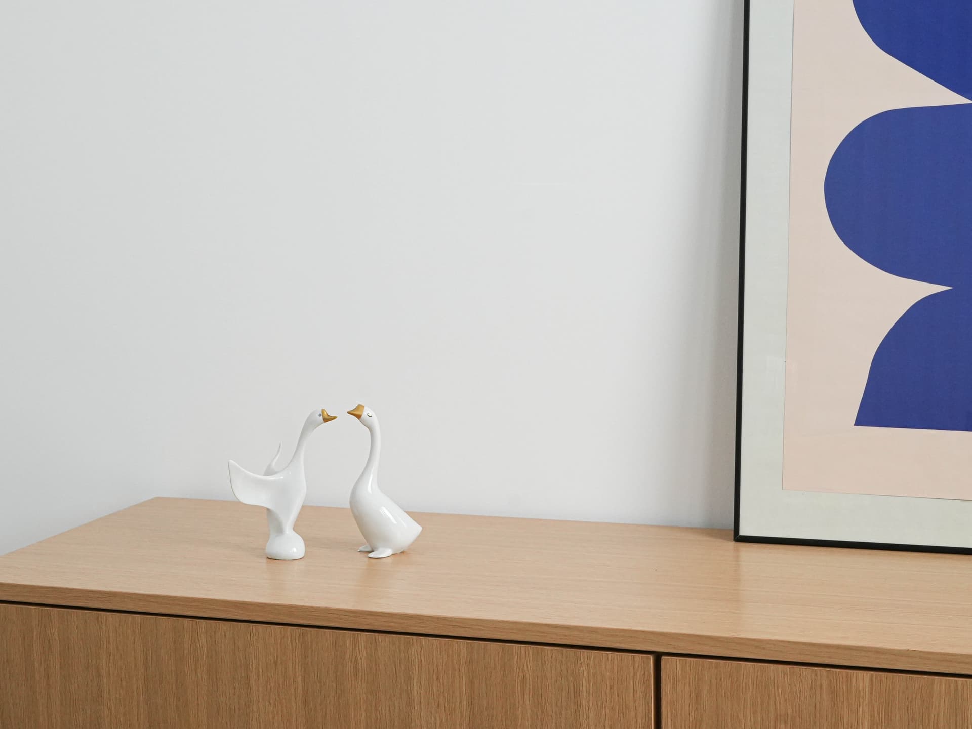 Figurka gęś, biała porcelana, Holloháza, Węgry, lata 60. - 277240