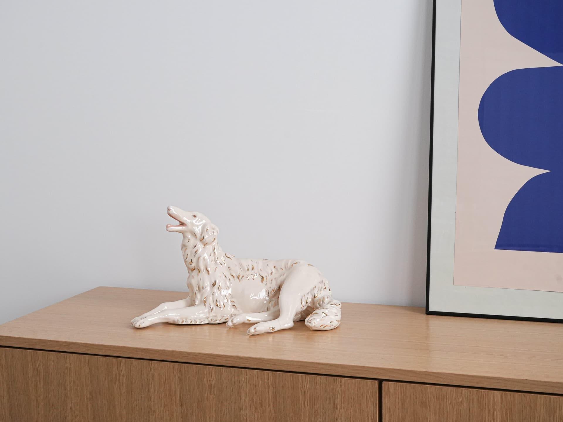 Figurka borzoj, porcelana biała, Europa, lata 60. - 277329