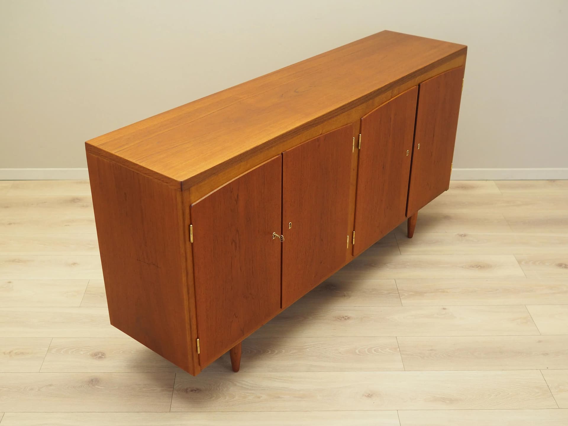 Sideboard, teak pomarańczowy, Dania, lata 60. - 20183