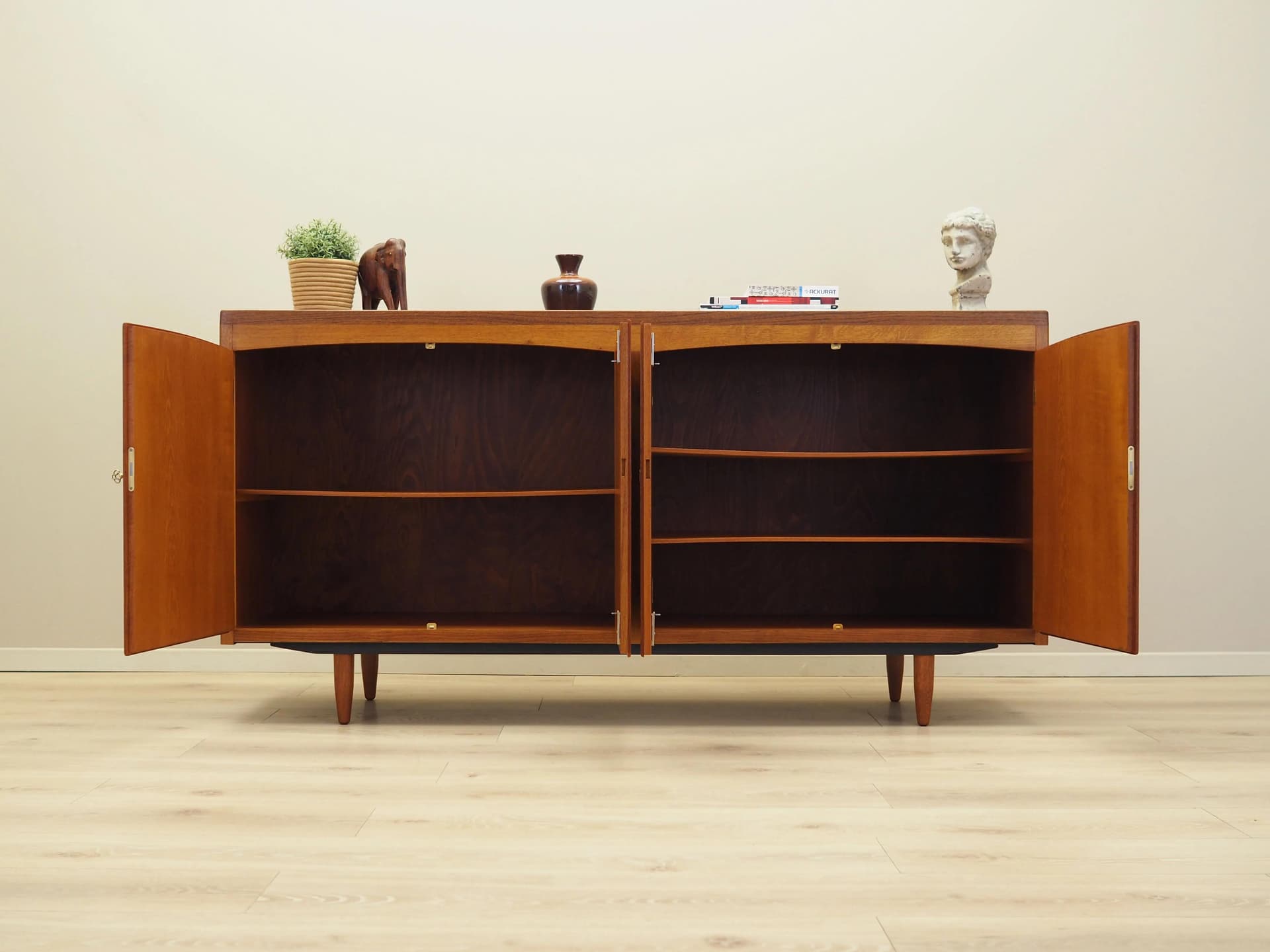 Sideboard, teak pomarańczowy, Dania, lata 60. - 20180