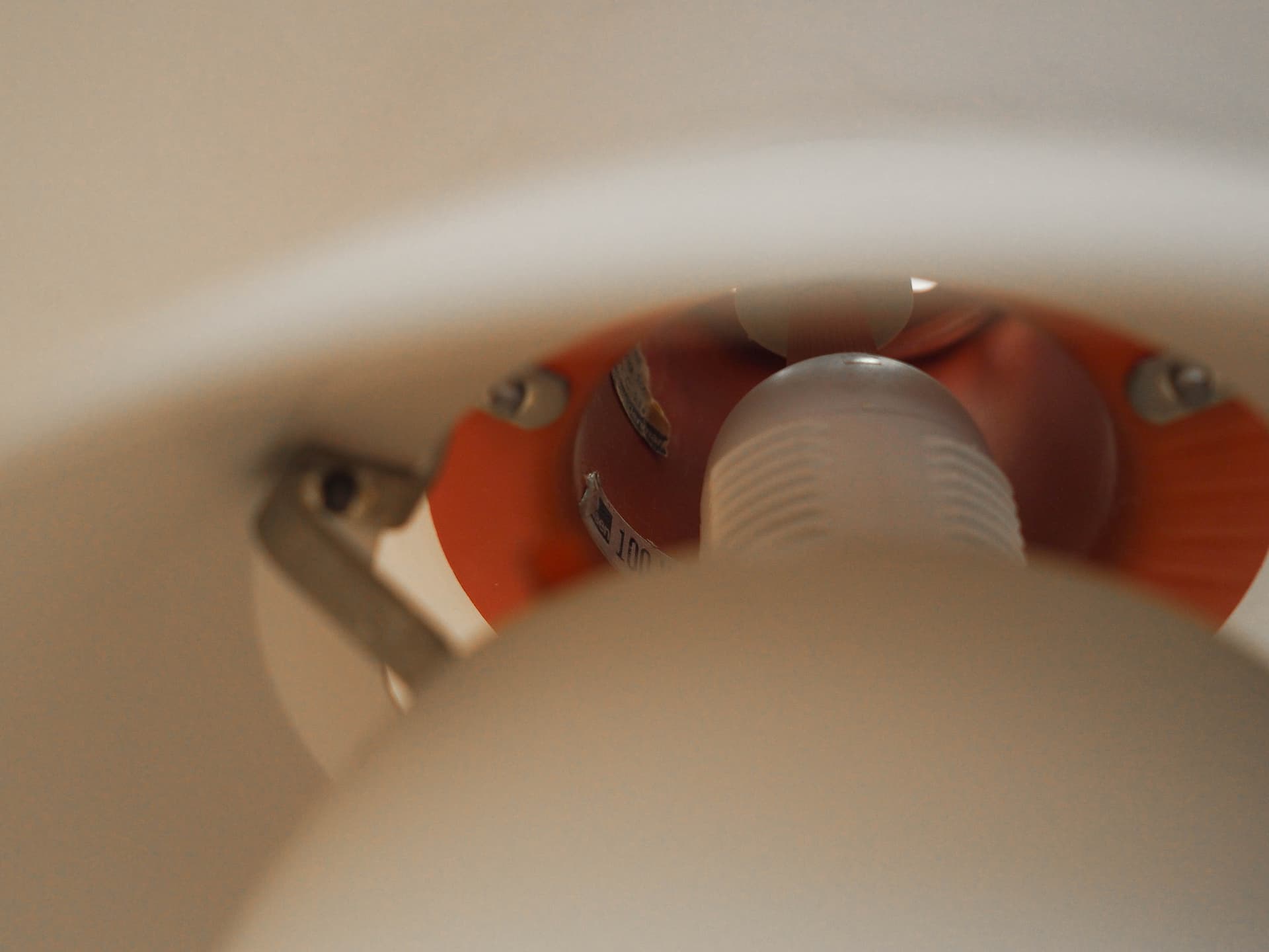 Lampa wisząca PH 4/3, biały, metal, proj. P. Henningsen, Louis Poulsen, Dania, lata 60. - 277420