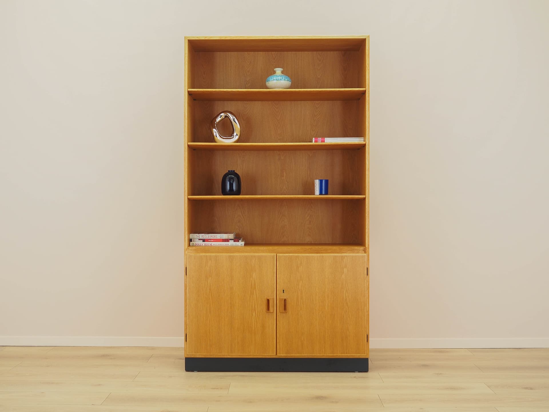 Biblioteczka, jesion brązowy, proj. B. Mogensen, Dania, lata 60. - 277452