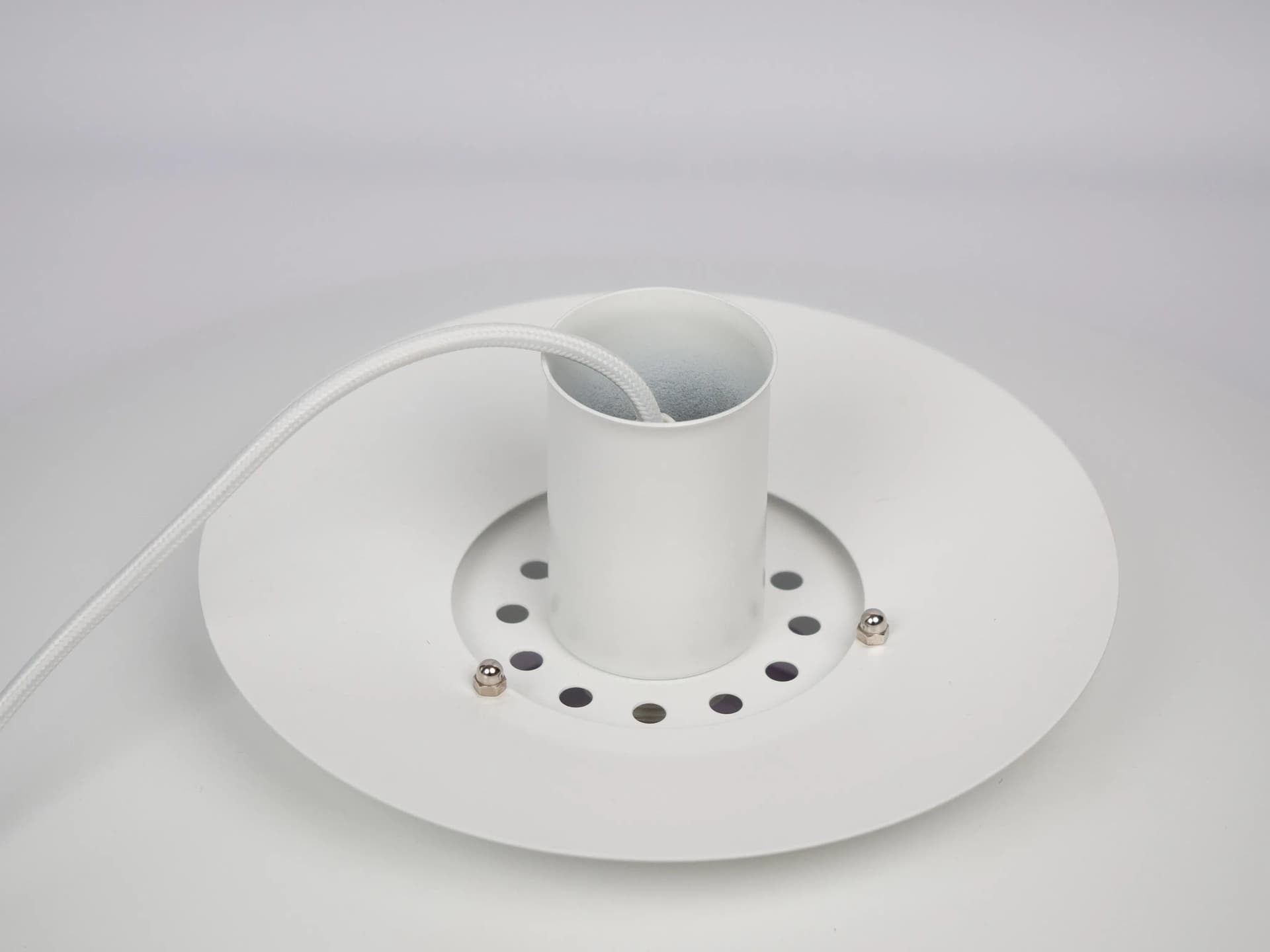 Białe aluminiowe lampy wiszące, Form Light, Dania, lata 80. - 20608