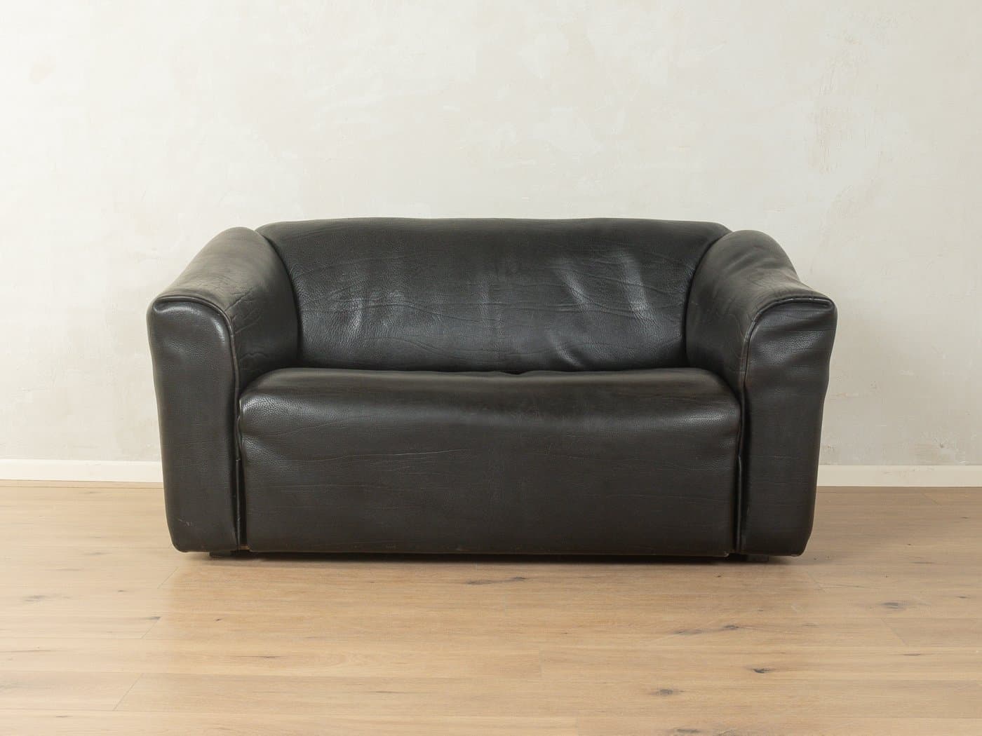 Sofa DS-47, black leather, de Sede, Switzerland, 1970s. - 281146