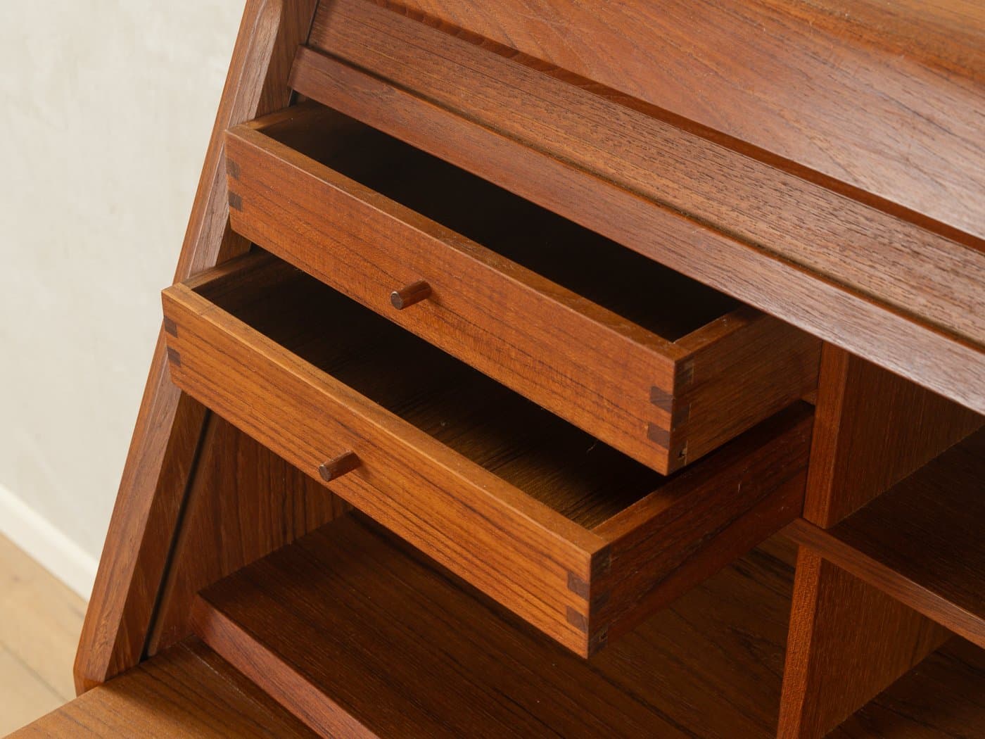 Sekretarzyk, teak brązowy, Dyrlund, Dania, lata 80. - 280895