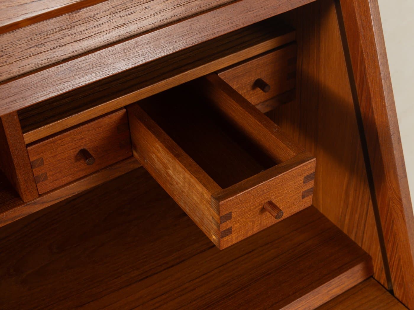 Sekretarzyk, teak brązowy, Dyrlund, Dania, lata 80. - 280894
