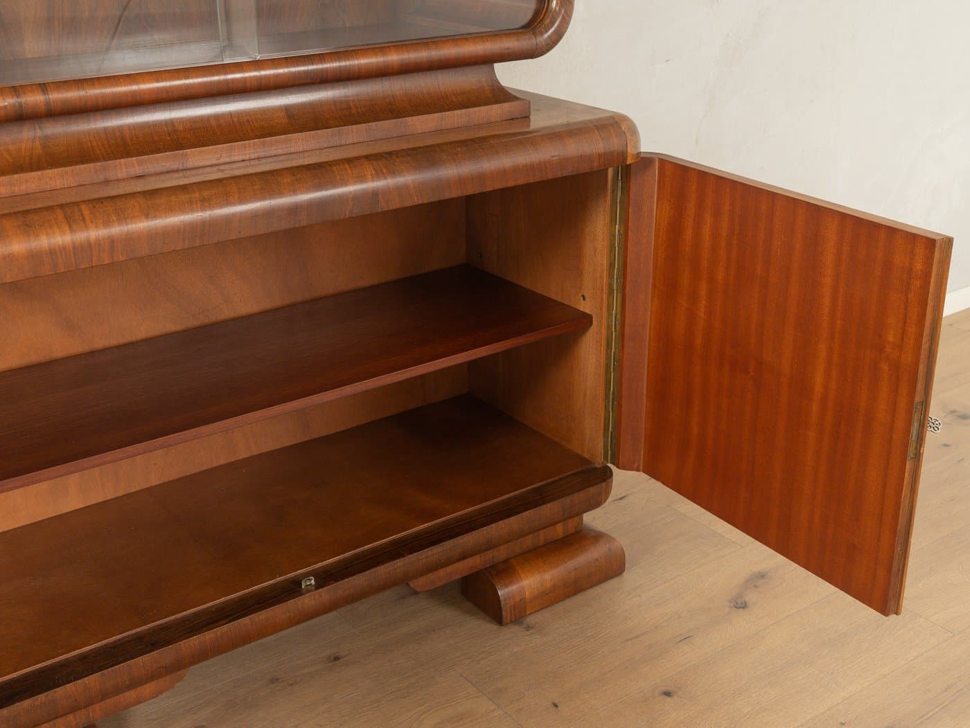 Witryna Art Deco, szkło, orzech brązowy, Niemcy, lata 20. - 280871