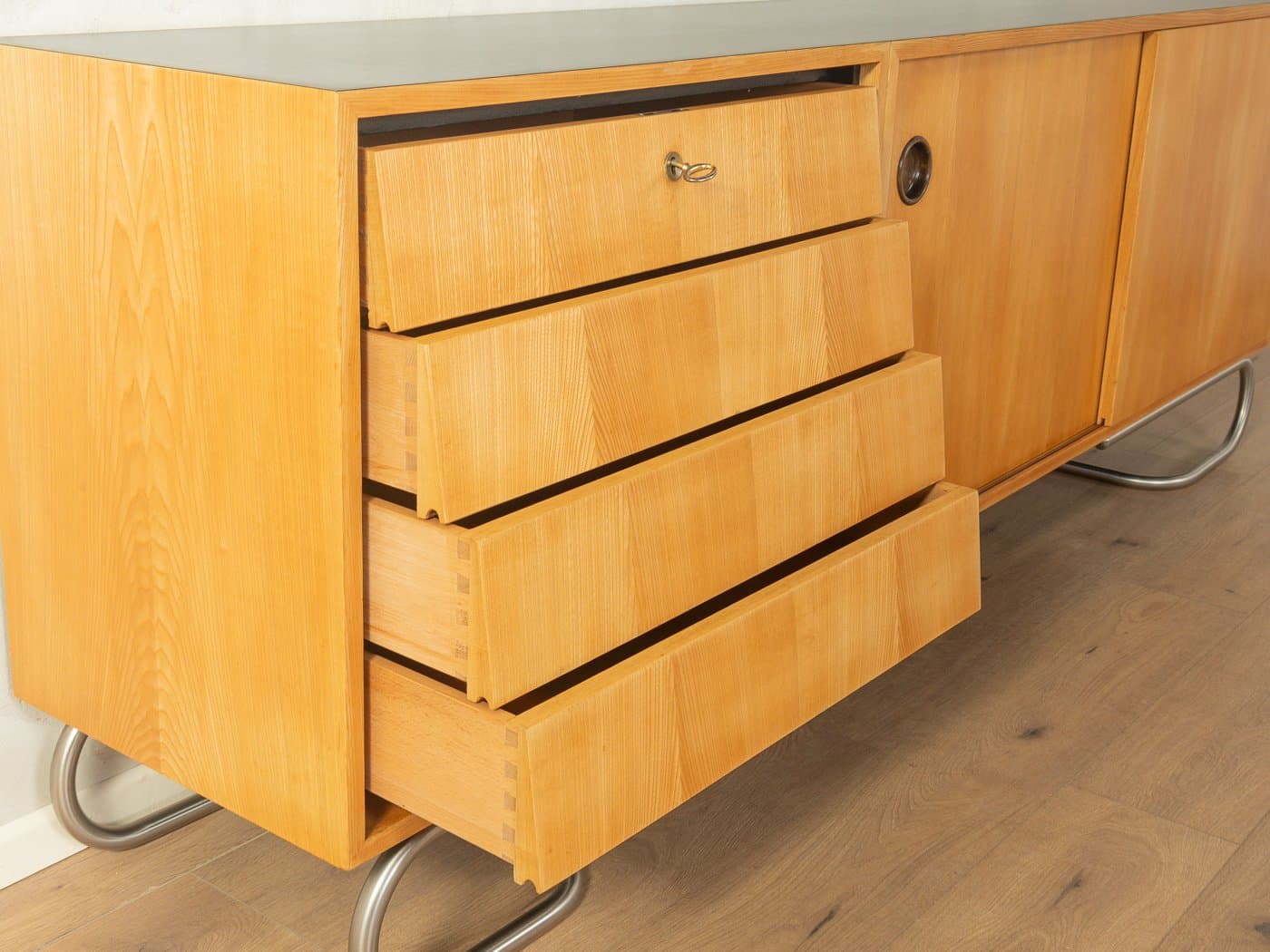 Komoda, jesion brązowy, stal szczotkowana, proj. E. Stratmann, Niemcy, lata 60. - 280755