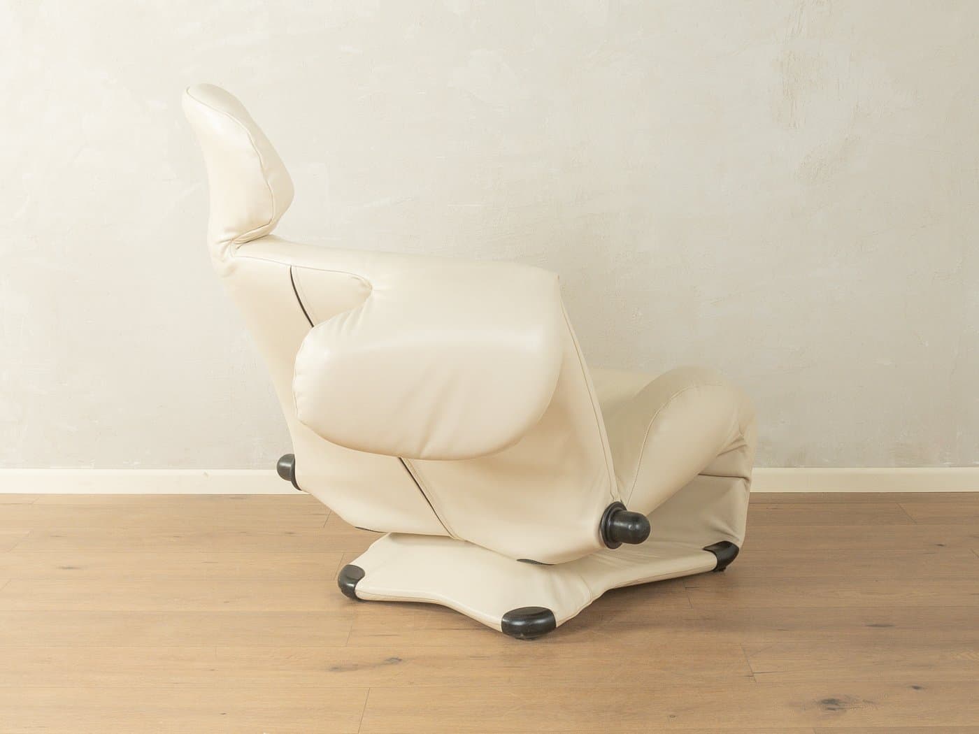 Fotel Wink, skóra biała, proj. T. Kita, Cassina, Włochy, lata 80. - 280694