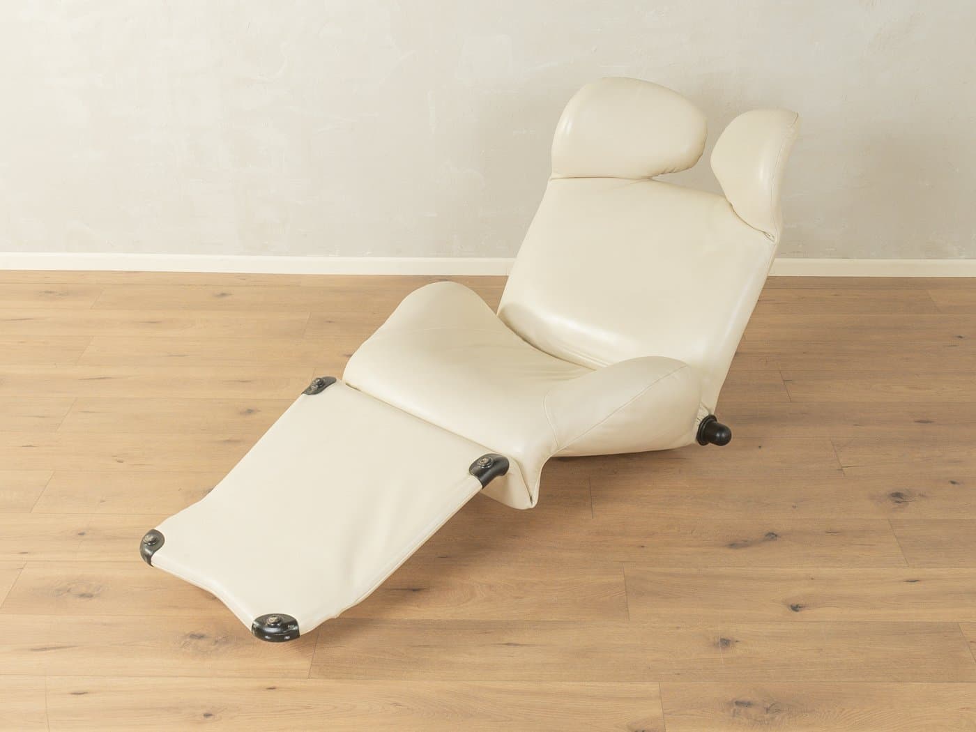 Fotel Wink, skóra biała, proj. T. Kita, Cassina, Włochy, lata 80. - 280688