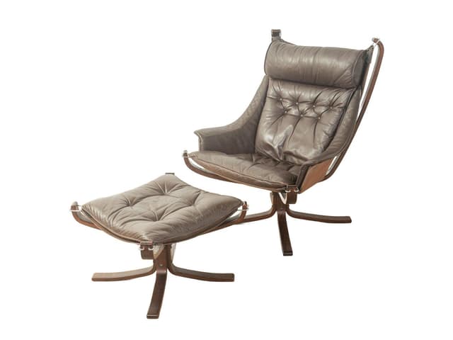 Zestaw fotela i podnóżka Falcon, skóra brązowa, teak brązowy, proj. S. Ressell, Vatne Møbler, Norwegia, lata 70. - WYMIARY