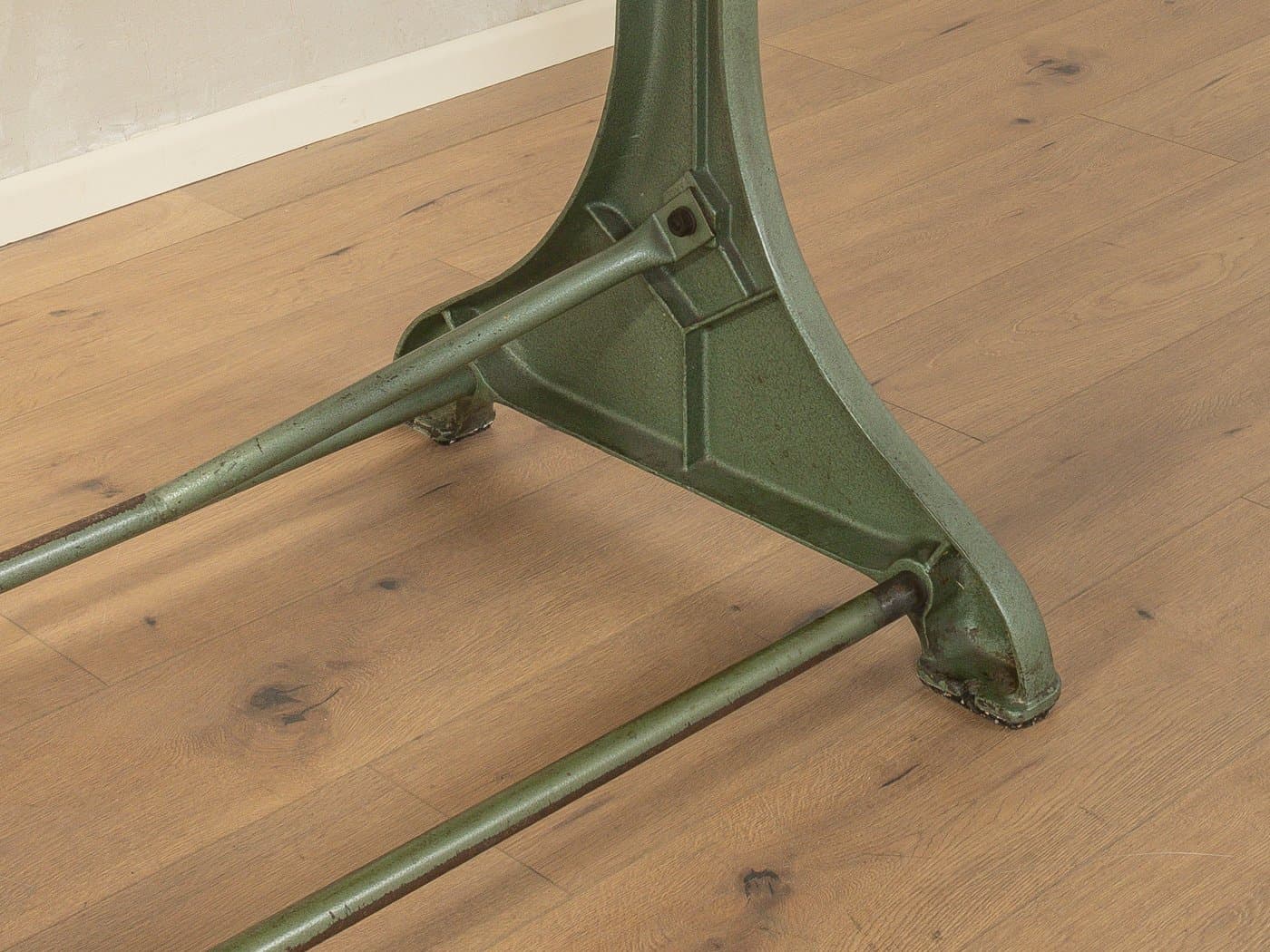 Stół jadalniany, dąb brązowy, Niemcy, lata 60. - 280594