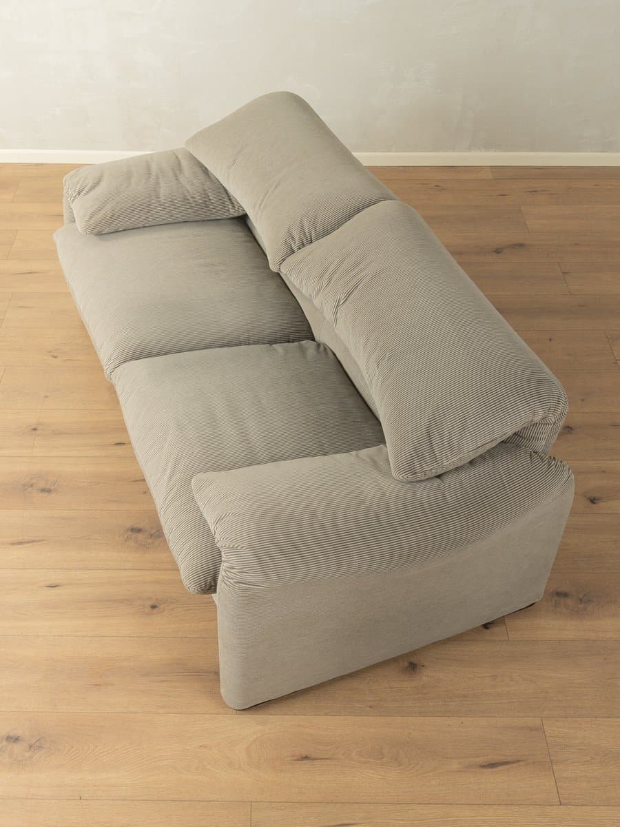 Sofa 675 Maralunga, szary sztruks, proj. V. Magistretti, Cassina, Włochy, lata 70. - 280562