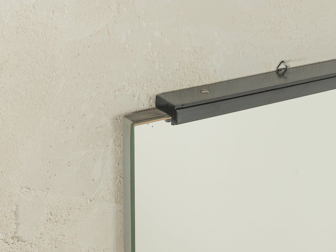 Lustro, szkło transparent, plastik czarny, Niemcy, lata 60. - 280323