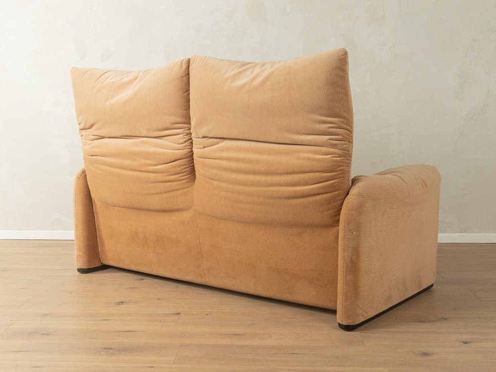 Sofa 675 Maralunga, sztruks beżowy, proj. V. Magistretti, Cassina, Włochy, lata 70. - 280274